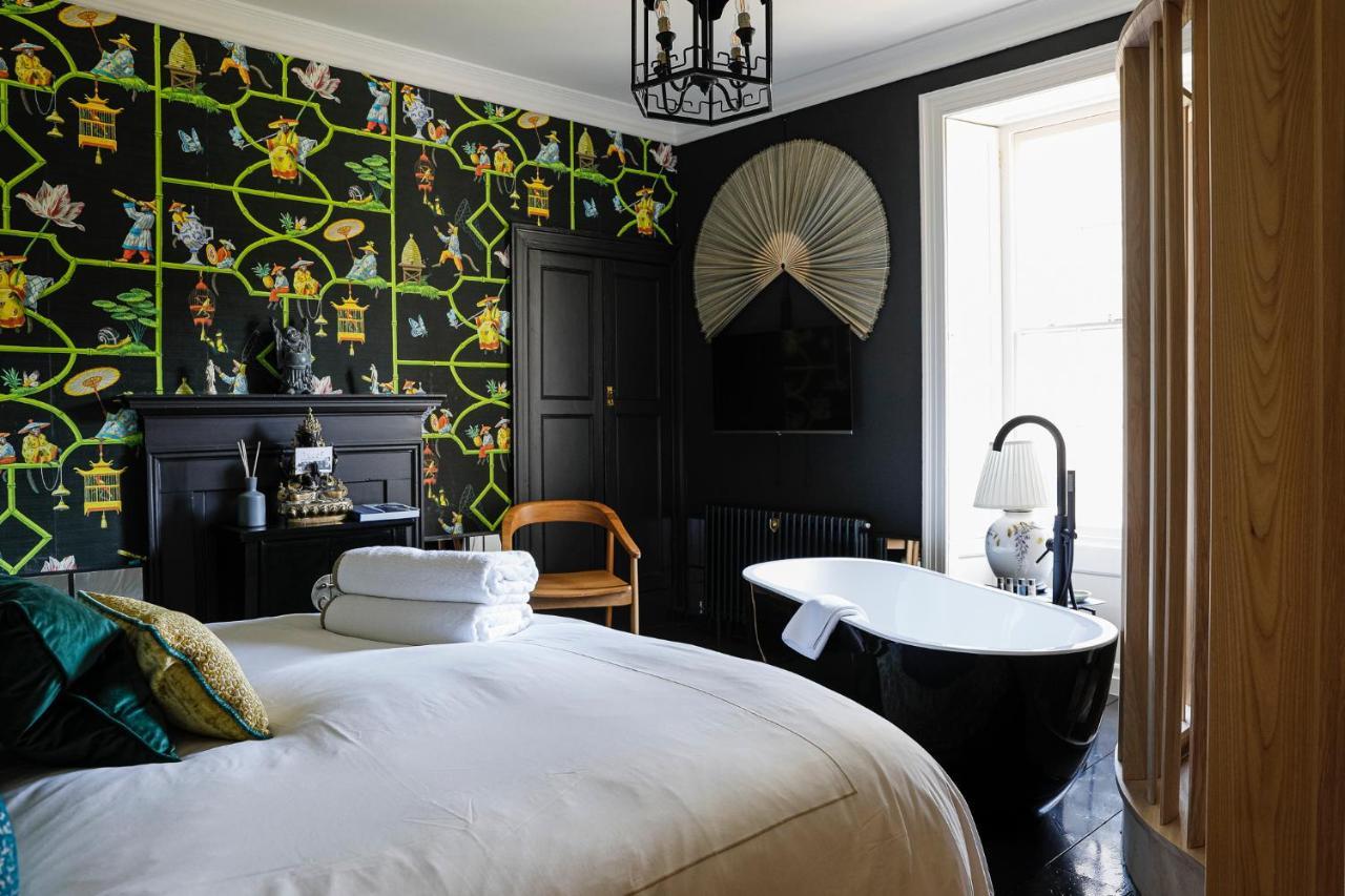 Gileston Manor Luxury B&B Бари Екстериор снимка