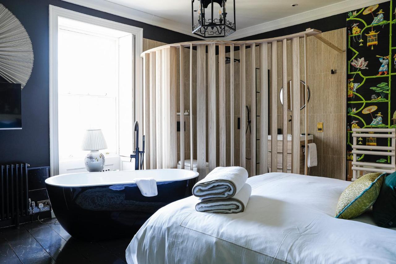 Gileston Manor Luxury B&B Бари Екстериор снимка