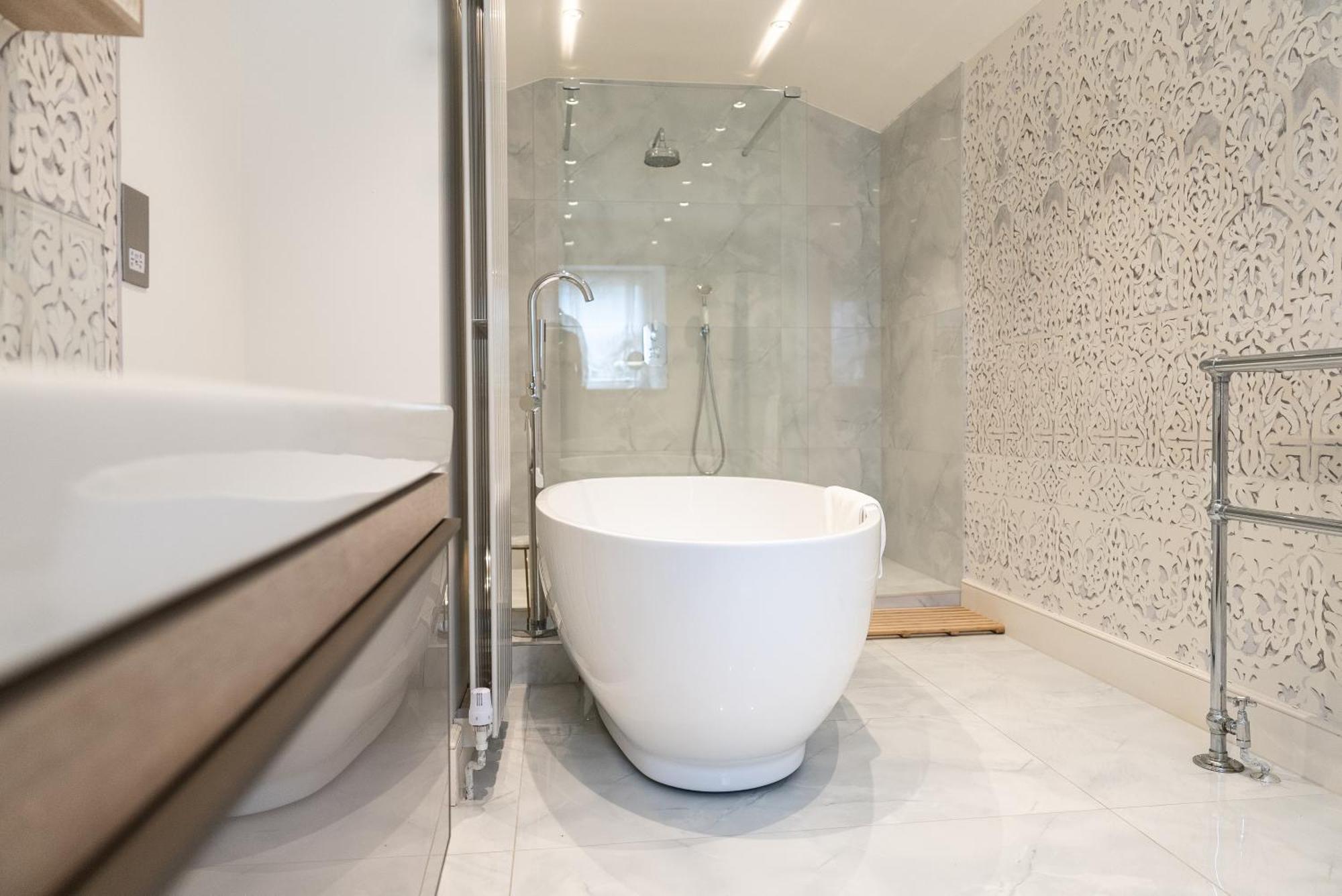 Gileston Manor Luxury B&B Бари Екстериор снимка