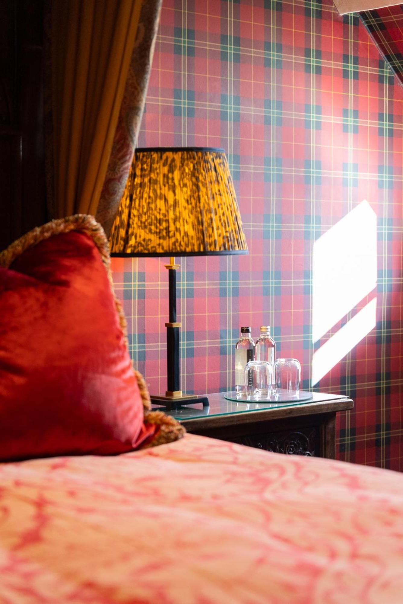 Gileston Manor Luxury B&B Бари Екстериор снимка